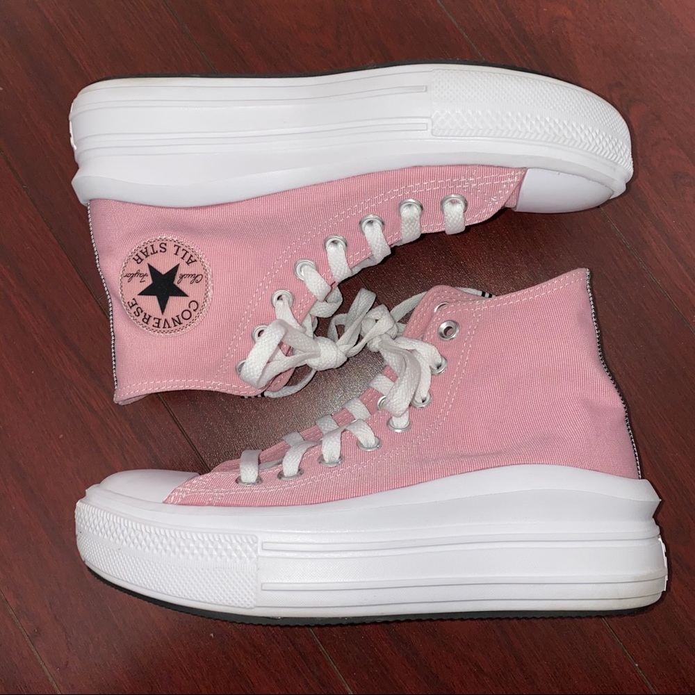 💕 Pink Platform Converse 💕